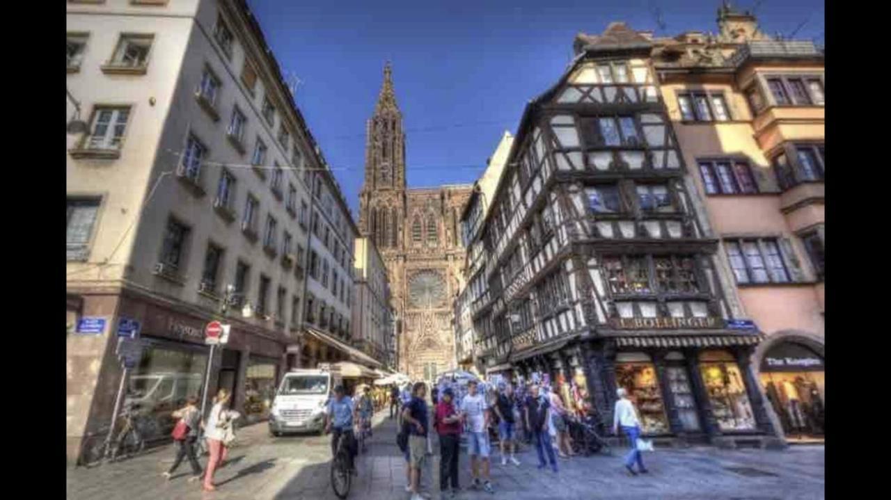 Cathedrale Spacieux Appartement ストラスブール エクステリア 写真
